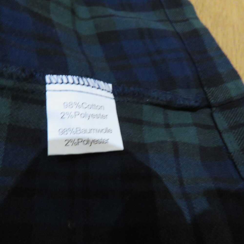 SCARLET DARKNESS Scottish Tartan Black Watch Plaid Kilt Small Alt Punk Grunge - Picture 12 of 16